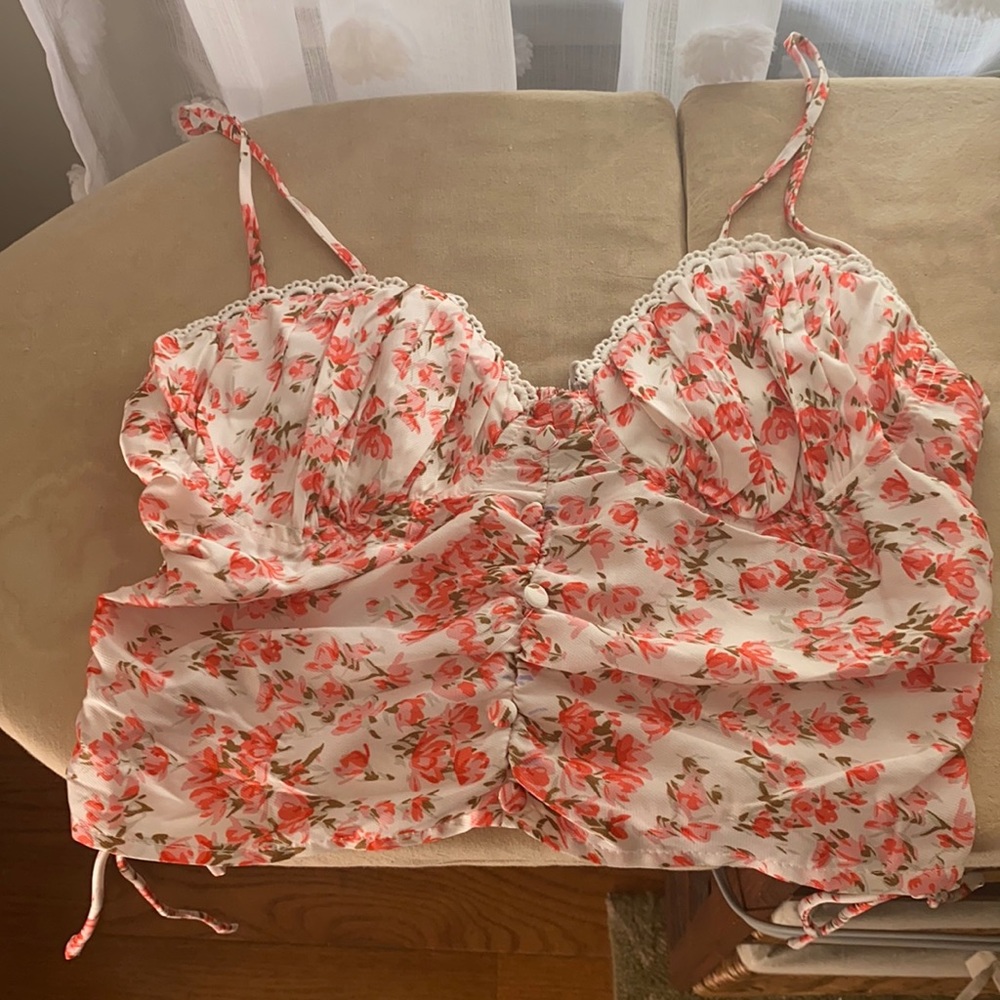 Floral top